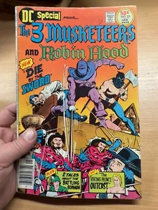 DC COMICS DC SPÉCIAL 3 MUSKETAIRES & ROBIN DES BOIS #25 JAN 1977 (FN) COMIC (LL) - Imagen 1 de 11