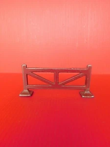 Quiralu / The Circus or Farm, Accessory: Rare Red Barrier - Picture 1 of 6