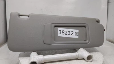 BMW 323i 2006 pasajero derecho parasol parasol gris G94EW Foto 1 de 4