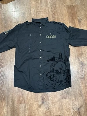 Coogi Camisa Abotonada Negra con Detalles Dorados y Negros Talla XL Foto 1 de 4