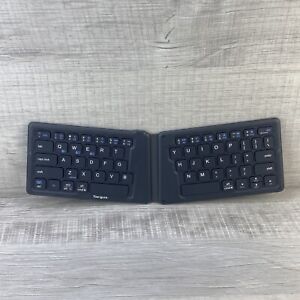 Targus AKF003 Black Wireless Bluetooth USB Ergonomic QWERTY Foldable Keyboard