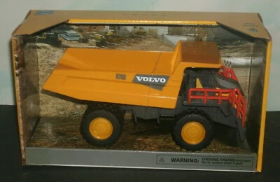 1/55 Scale Volvo R70D Rigid Hauler Dump Truck Plastic Toy (7.5") New-Ray 32176 - Image 1 of 3