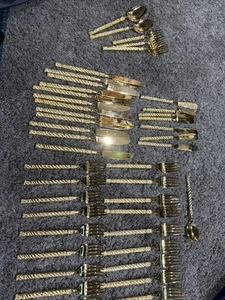 Cubiertos de acero inoxidable enchapados en oro plateado Orleans 85 piezas patrón de cuerda trenzada MCM - Imagen 1 de 10