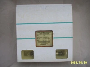 STEC MASS FLOW CONTROLLER SEC-7330MO-271 GAS Cl2 100SCCM - Picture 1 of 4