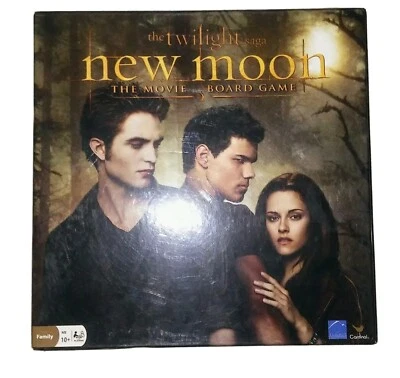  The Twilight Saga: New Moon.  The Movie Board Game.  Movie Tie In.   - Image 1 of 4