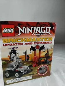 Neu LEGO Ninjago Masters of Spinjitzu, Brickmaster, aktualisiert & erweitert, Hardcover - Bild 1 von 3