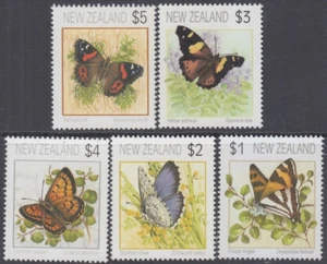 NUEVA ZELANDA Sc #1075-9 CPL MNH JUEGO DE 5 - MARIPOSAS - Imagen 1 de 1