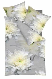 Kaeppel Mako Satin Poesie Digitaldruck grau Blumen 135 x 200 cm + 80 x 80 cm - Bild 1 von 1