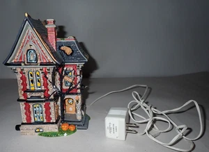 Department 56 Time to Celebrate Halloween Boo Mansion #20.88519 Leuchthaus - Bild 1 von 7