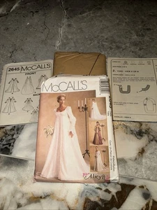 VTG McCall's 2645 Renaissance Style Bridal Gown Pattern Sizes 8-12 UNCUT NEW - Picture 1 of 12