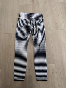 Lululemon Athletica Damen Wunder Unterleggings kurz 24" schwarz weiß gestreift 4 - Bild 1 von 12