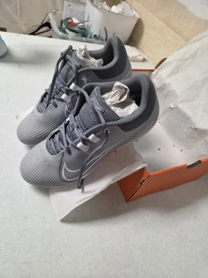 Botines de softbol lanzamiento rápido Nike para mujer talla 11 Hyperdiamond 4 Pro gris CZ5920-012 Foto 1 de 4