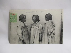 CPA POSTKARTE MADAGASKAR FRAUEN BETSILEO POSTCARD POSTKARTE POSTKARTE - Bild 1 von 2