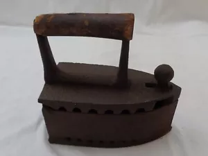Antique Flat Iron Sad Charcoal Box Coal Fired Top Lid Wood Handle Vtg Farm House - Picture 1 of 12