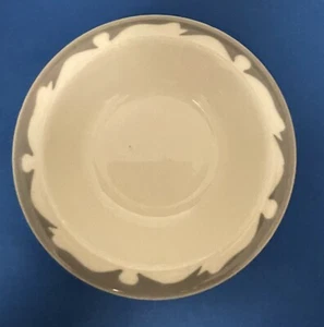 Buffalo China Restaurant Ware Grey Scalloped Berry Bowl Dessert Dish 4 1/2” 1965 - Picture 1 of 5