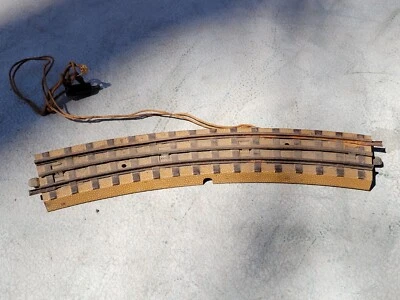VINTAGE MARKLIN M-TRACK POWERED CURVED TRACK - HO Scale - Image 1 of 4