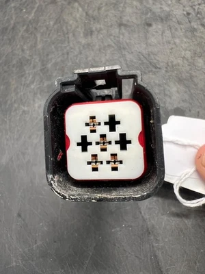 2006-2012 Ford Fusion OEM Drivers Side Headlight Assembly Pigtail Wiring Harness - Image 1 of 4