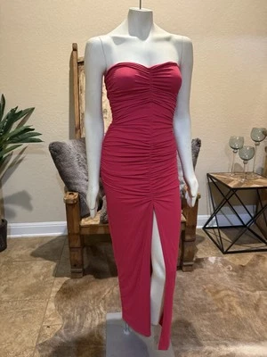 Vestido sin tirantes Susana Monaco Foto 1 de 4