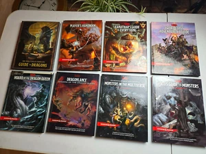 Lote de paquete de libros Dungeons and Dragons 5E (8 libros) Dragonlance con mapa Volo Guide + - Imagen 1 de 13