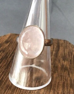 Conjunto de anillo solitario de plata de ley de cuarzo rosa talla 7 1/4 bisel ovalado - Imagen 1 de 4