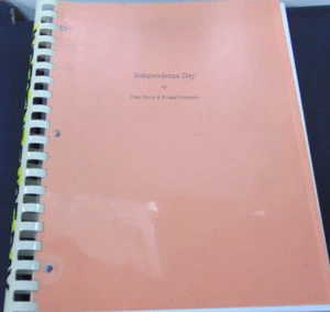 Independence Day Script Screenplay By Dean Devlin & Roland Emmerich - Picture 1 of 2