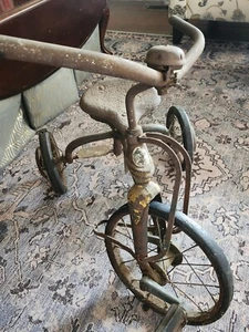 Antique Tricycle - Picture 1 of 5