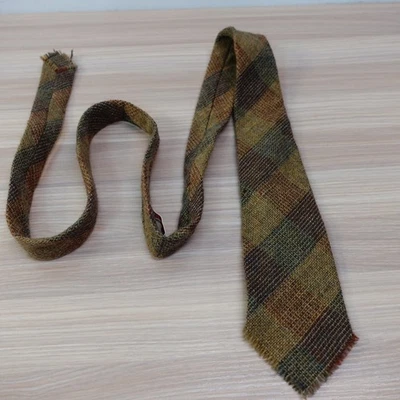 Vintage 70s LOCHCARRON Tweed Tie Mens Tartan Shetland Wool Fringe SCOTCH HOUSE - Image 1 of 4