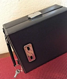 CLEARANCE *Empty Black Leather BOX w/Lock & Key Lined 7" W x 8-1/2" W x 2-1/2" - Picture 1 of 6