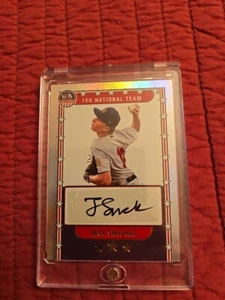 Tarjeta autografiada de Jack Smejkal 2024 Panini Stars and Stripes #NTS-JS - Imagen 1 de 1