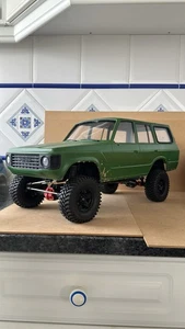Body Crawler 1/10 - Toyota - Picture 1 of 5