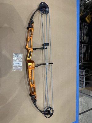 Pse Money Maker, 27-32” Draw, 50 lb, cuerda nueva, ambos mods, naranja, bestia interior Foto 1 de 4