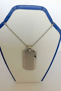 Men's Shinny Stainless Steel Dog Tag With Carved Design With Inch 22 Ball Chain - Picture 1 of 4