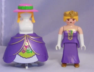 Playmobil Königin Prinzessin mit Ankleidepuppe Reifrock Krone Hut Perücke # 11 - Bild 1 von 1