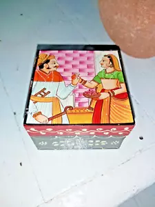 HAND PAINTED INDIAN MANGO WOOD TRINKET/JEWELLERY BOX - COURTSHIP - Picture 1 of 11