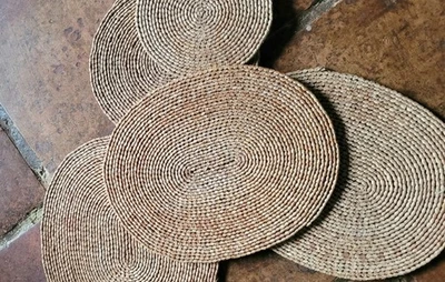 Braided Jute Ova & Roundl Placemats x 5 Bo Ho vintage retro decor VG condition  - Image 1 of 4
