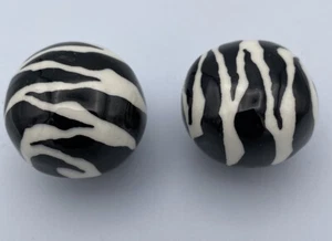 Zebra ANIMAL Print CABINET White Black Ceramic DRAWER Pull KNOB Lot of 2 - Picture 1 of 5