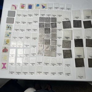 Gran Lote 100+ Troqueles Cuttlebug ProvoCraft, Embossers, Etc - Imagen 1 de 23