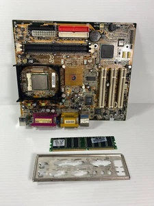 Retro Gigabyte GA-8LD533 Motherboard P4 1.5Ghz 256MB DDR I/O Shield TESTED - Picture 1 of 11