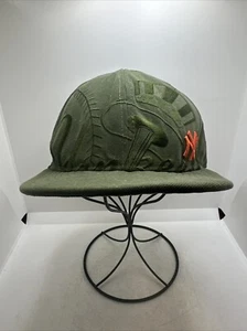 Rare Design NY Yankees New Era 59 Fifty Olive Green Logo Hat Size 7 1/4 - Picture 1 of 13