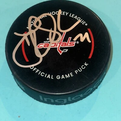 TJ OSHIE Signed Washington CAPITALS Official GAME Puck Beckett (BAS) - Image 1 of 3