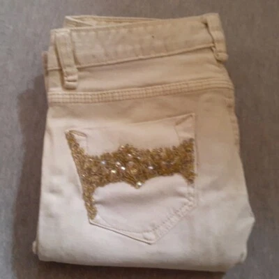 Pantalones de mezclilla Odyn verde pálido mezcla apagada bootcut adornados desgastados 25 nuevos  Foto 1 de 4