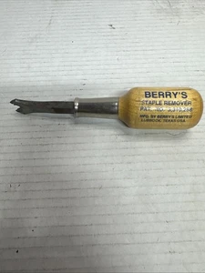 Vintage Berrys Staple Remover - Picture 1 of 5