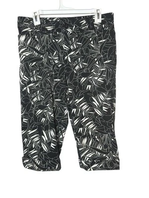White Stag Women's Capris Black/White Size 12P Tropical Casual Cropped Pockets - Image 1 of 4