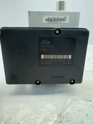 2006-2008 Nissan Armada AntiLock Brake Pump Control Unit ABS 47660ZR20A - Image 1 of 4