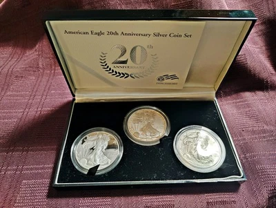 2006 American Silver Eagle 20th Anniversary 3-Coin Set - Image 1 of 4