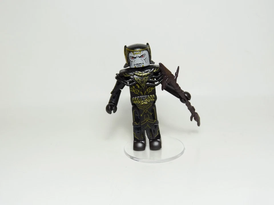 Marvel Minimates Walgreens Avengers: Infinity War Película Corvus Glave Foto 1 de 1