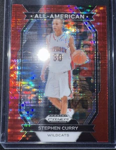 Prizm Draft Stephen Curry All American Red Pulsar 2024/299 SP Davidson Warriors - Imagen 1 de 2