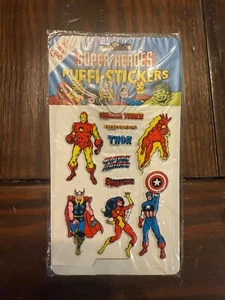 NUOVO Vintage Marvel Comics Thor Iron Man Puffi Puffy Sticker Pack SIGILLATO 1981 A modo nostro - Foto 1 di 5