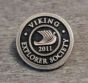 Prendedor de solapa de membresía Viking Explorer Society Viking Cruises Loyalty Program 2011 - Imagen 1 de 4
