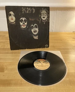 KISS - S/T DEBUT - LP ORIGINAL 1977 ARGENTINA VINYL RECORD SUP-767 - RARE - HTF! - Picture 1 of 18